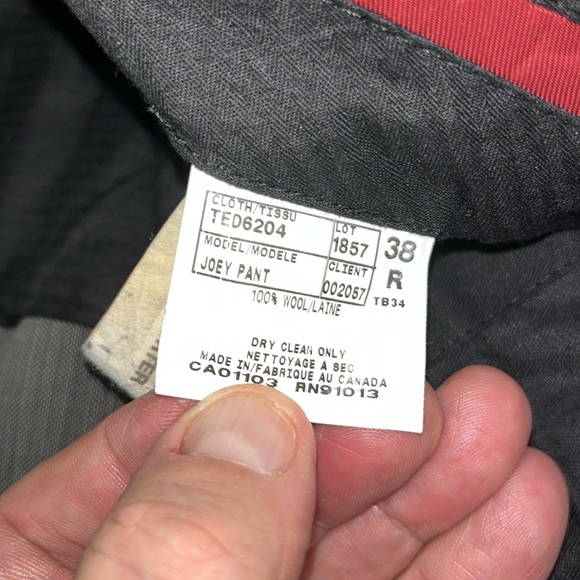 Ted Baker London Dress Pants Size 38W, 28” Inseam. 100% Wool. VGUC. - Picture 13 of 16